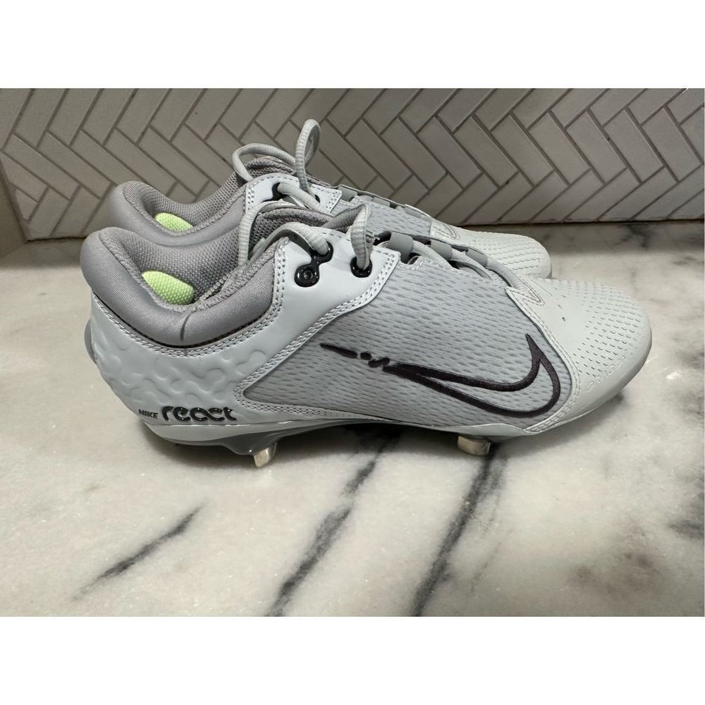 Nike Hyperdiamond 4 Elite Women's Softball Cleats 8.5 W